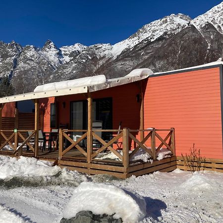 Camping RCN Belledonne Le Bourg-dʼOisans Buitenkant foto