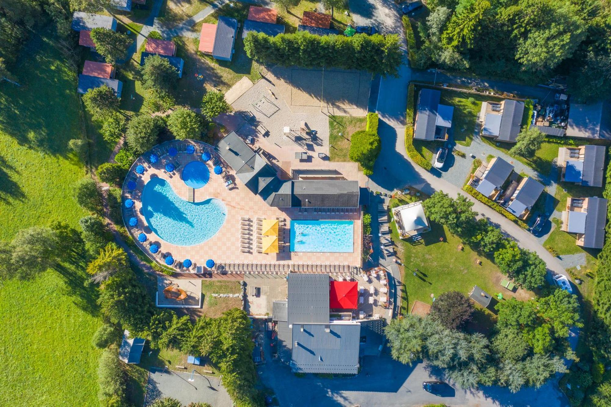 Camping RCN Belledonne Le Bourg-dʼOisans Buitenkant foto