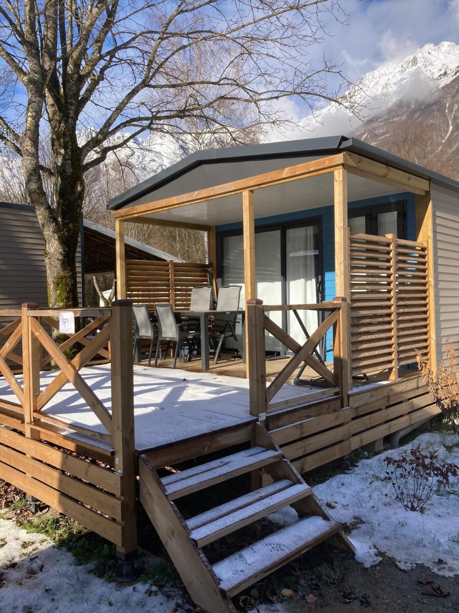 Camping RCN Belledonne Le Bourg-dʼOisans Buitenkant foto