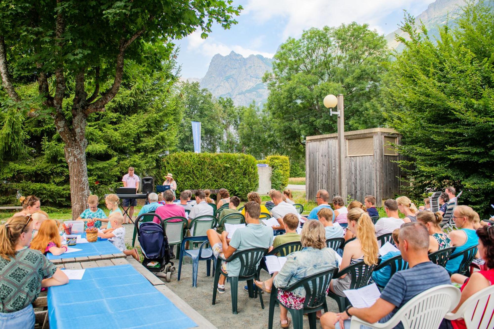 Camping RCN Belledonne Le Bourg-dʼOisans Buitenkant foto