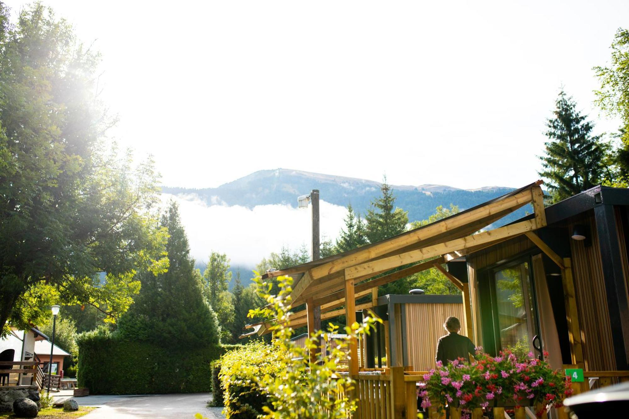Camping RCN Belledonne Le Bourg-dʼOisans Buitenkant foto