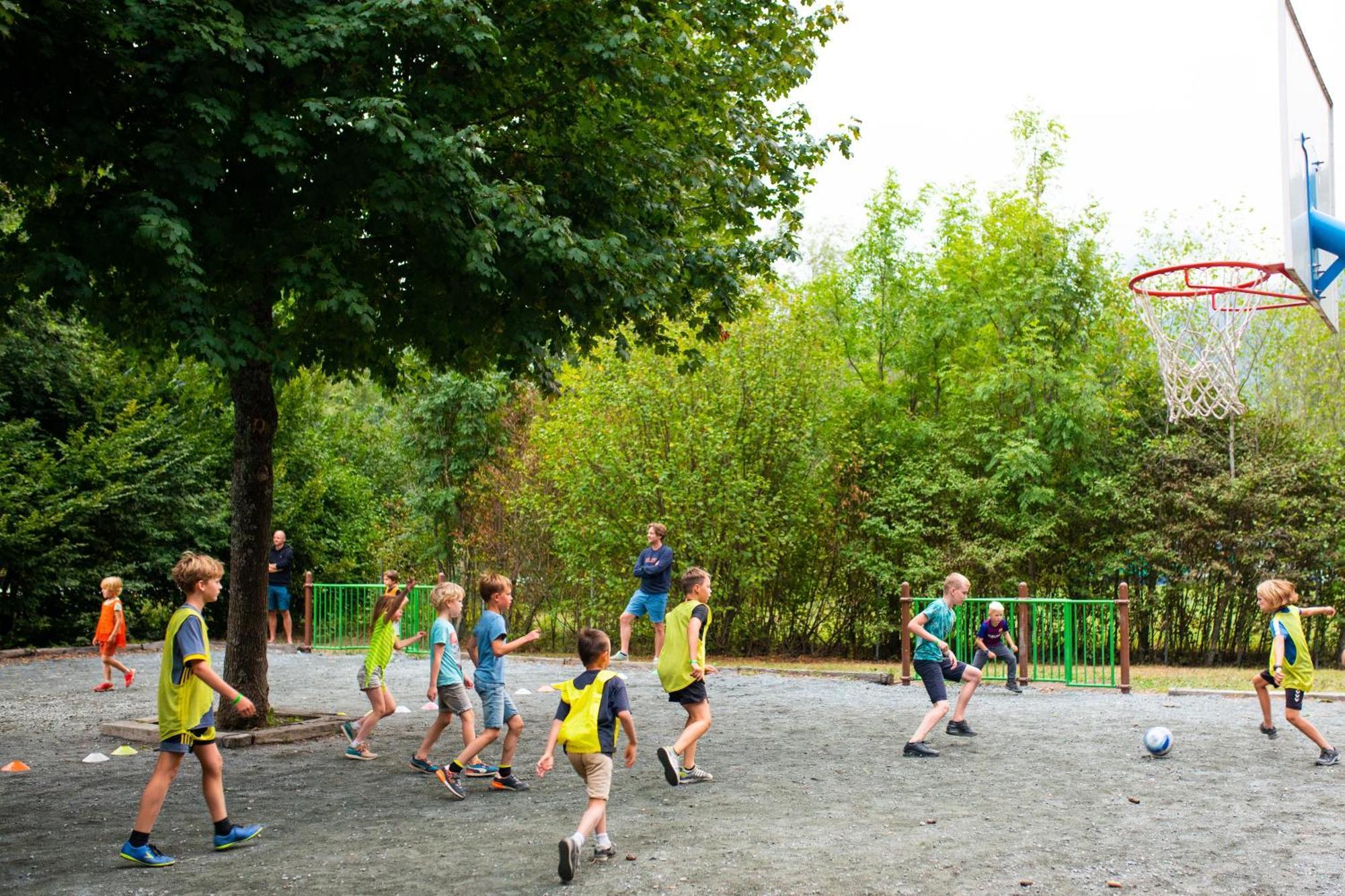 Camping RCN Belledonne Le Bourg-dʼOisans Buitenkant foto